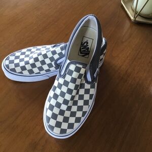 Women’s Grey & White Vans- New